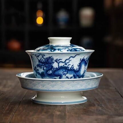 Blue and White Underglaze Dragon Gaiwan