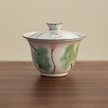 Hand-Painted Classical Lotus Gaiwan 130ml