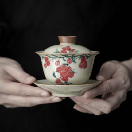Hand-Painted Lychee Gaiwan 130ml